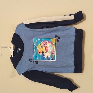 Pingfong baby shark hooded sweater size 4T